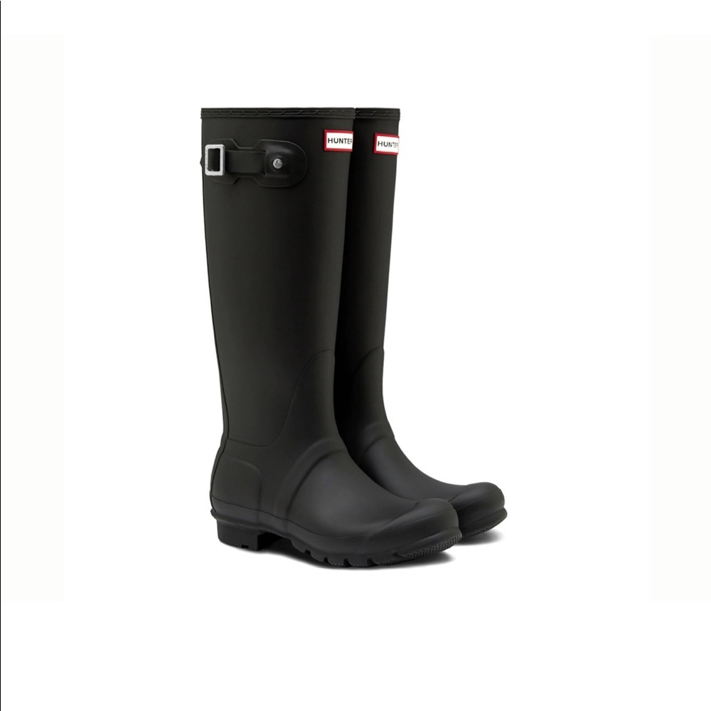 Black tall hunter boots